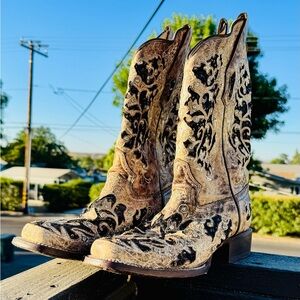 Corral Women's Sequin Inlay Western Boots - Square Toe